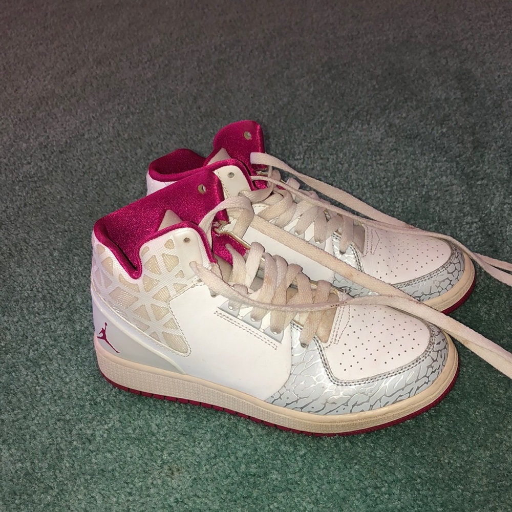 Nike Air Jordan 1 Flight 3 Premium White Fuchsia youth size 4
